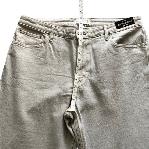 Abercrombie & Fitch High Rise Jeans in Light Gray - Picture 8 of 8